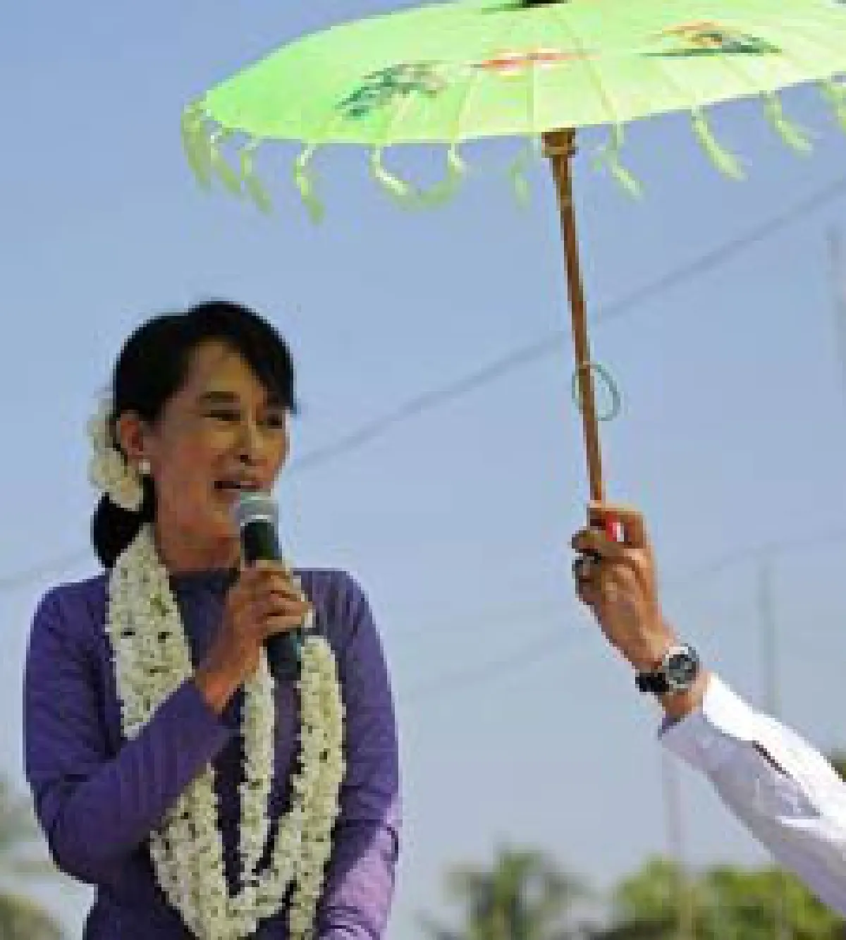 ซูจี เริ่มรณรงค์หาเสียงเลือกตั้ง