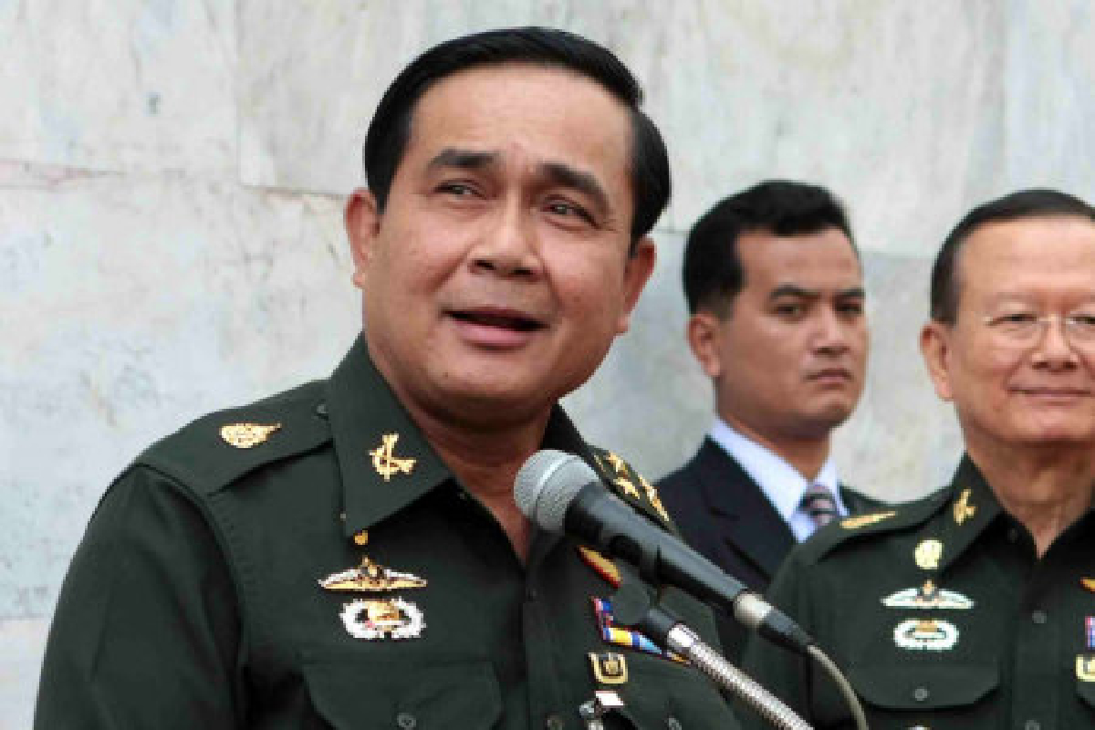 ผบ.ทบ.จี้ทุกโรงแรมสอบผู้เข้าพักกันบึ้ม ผบ.ทบ.จี้ทุกโรงแรมสอบผู้เข้าพักกันบึ้ม