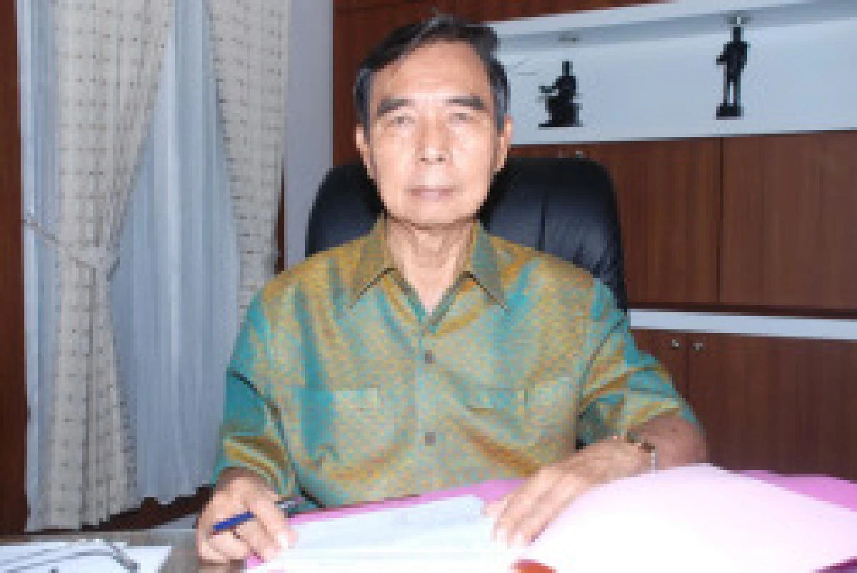 พี่ชวนขอนั่งนายกเล็กตรังสมัยที่4