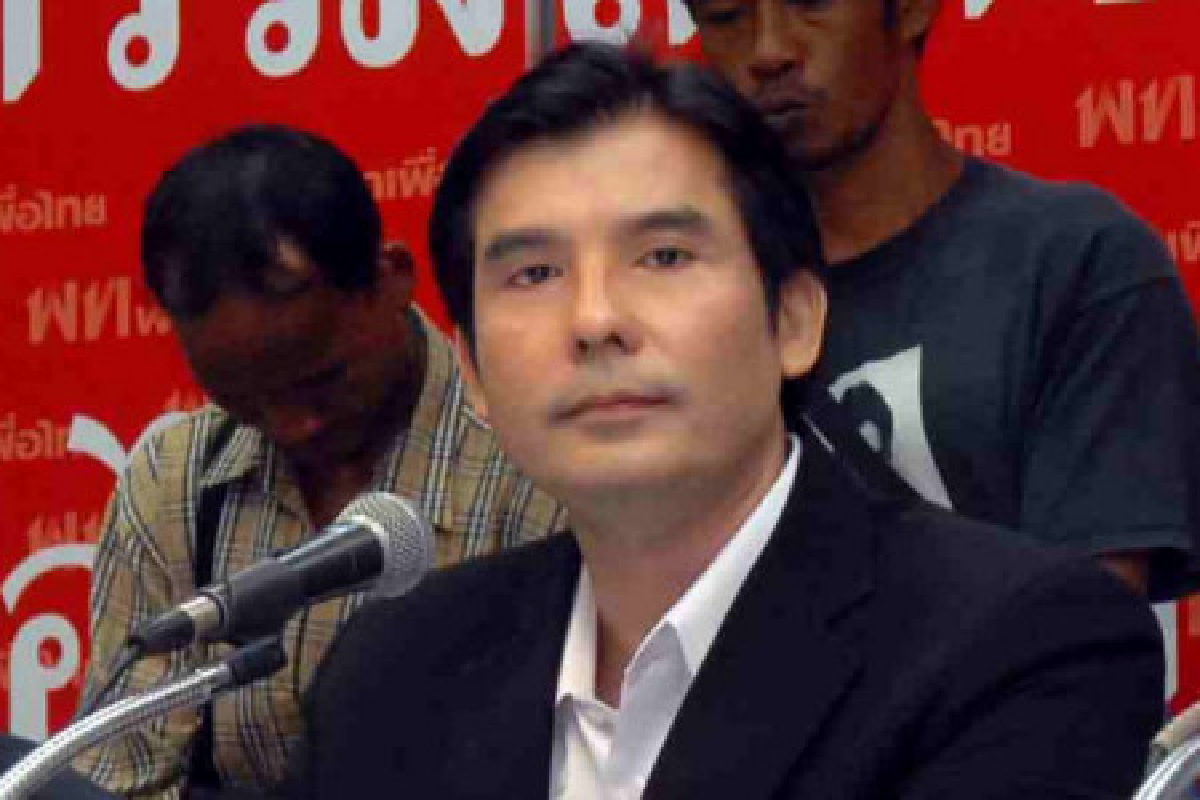 เพื่อไทยกำชับสส.รับมือฝ่ายค้านถกแก้รธน. เพื่อไทยกำชับสส.รับมือฝ่ายค้านถกแก้รธน.