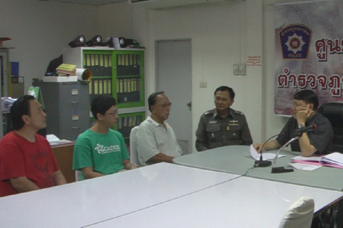 จับกลุ่มนายทุนรับซื้องาช้าง