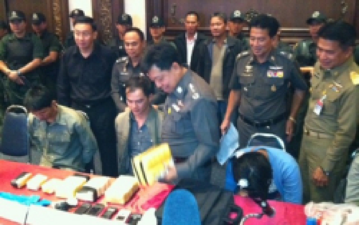 ทลายแก๊งค้ายาเครือข่ายคุกเชียงราย