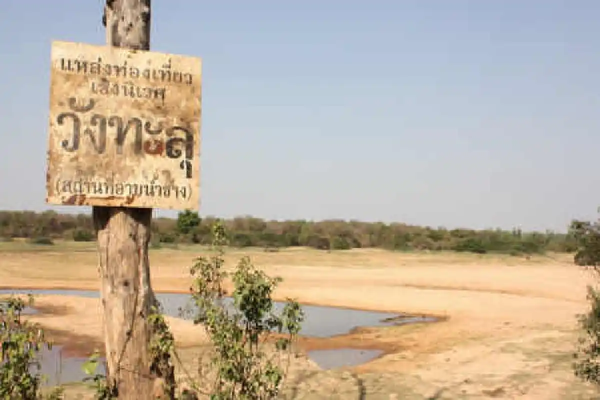 สุรินทร์แล้งจัดเริ่มขาดน้ำอุปโภค-บริโภค