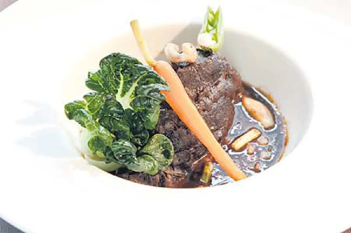 คู่นี้...ที่ฉันเลิฟ ไวน์ & ทาปาส