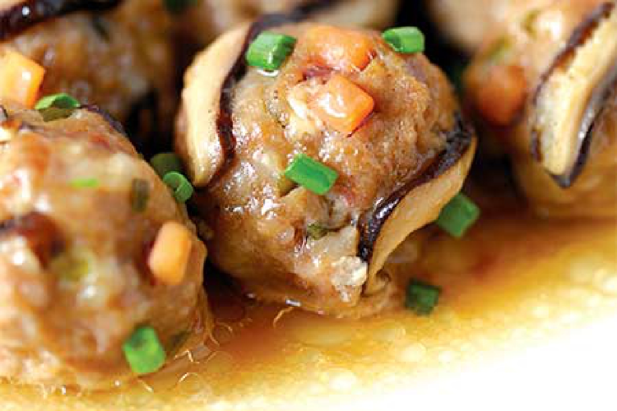 เปิดครัวบ้านหม้อ ตำรับอากิ๋ม ตอน หมูนึ่งปลาหมึก เปิดครัวบ้านหม้อ ตำรับอากิ๋ม ตอน หมูนึ่งปลาหมึก