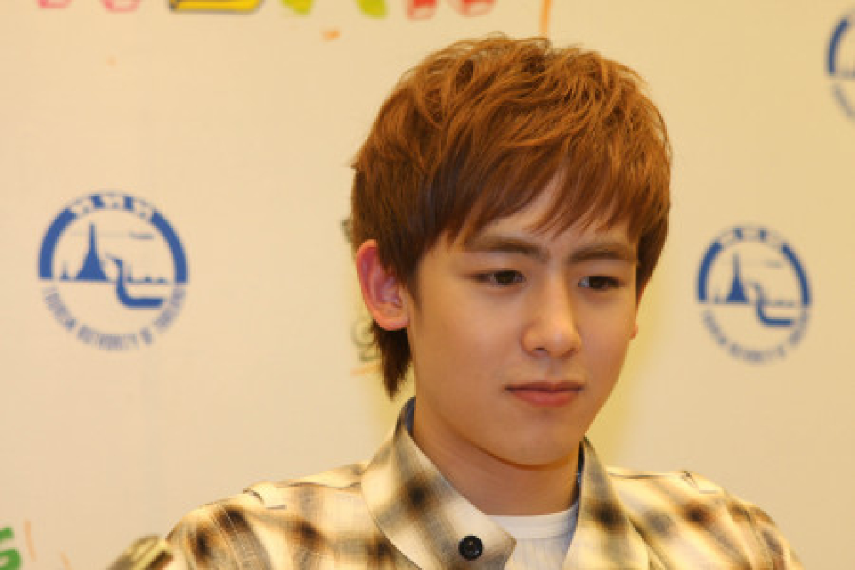โจมตีนิชคุณจวกBlock B โจมตีนิชคุณจวกBlock B