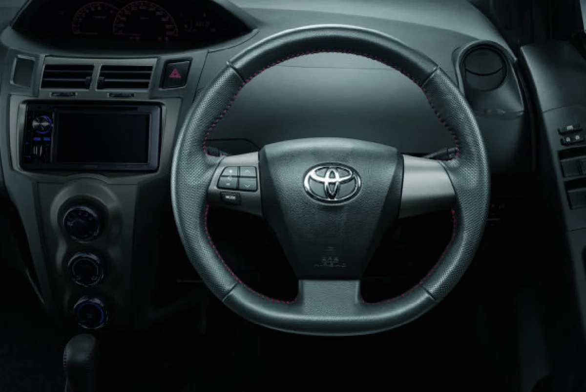 โตโยต้า แนะนำ ยาริส RS สปอร์ต