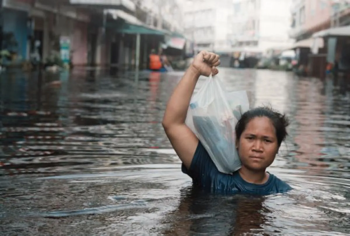 walking in the floods