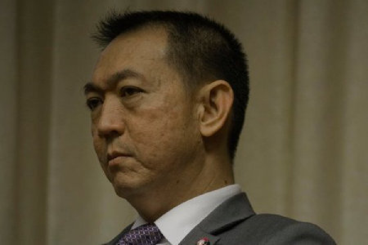เลขาปชป.เผยประเทศกำลังถูก2พี่น้องขืนใจ เลขาปชป.เผยประเทศกำลังถูก2พี่น้องขืนใจ