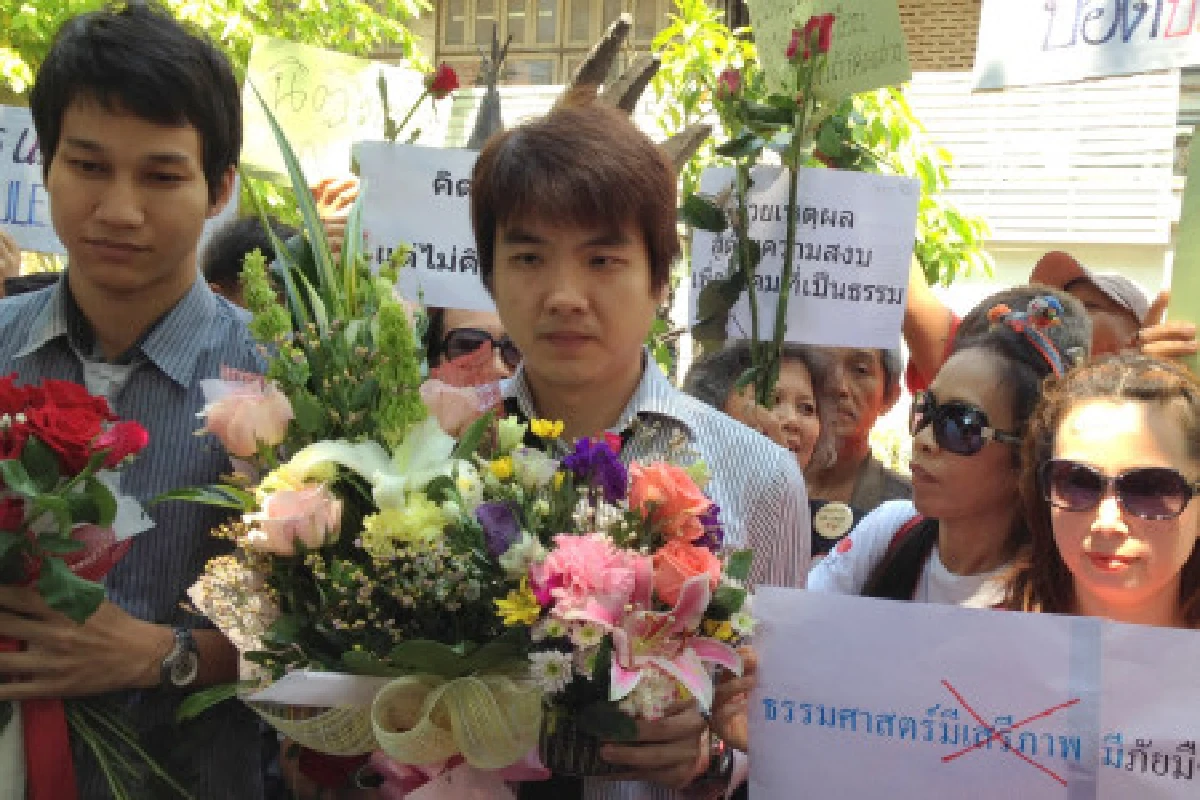 นิติราษฎร์ลั่นเดินหน้าเคลื่อนไหวในหลักวิชาการ