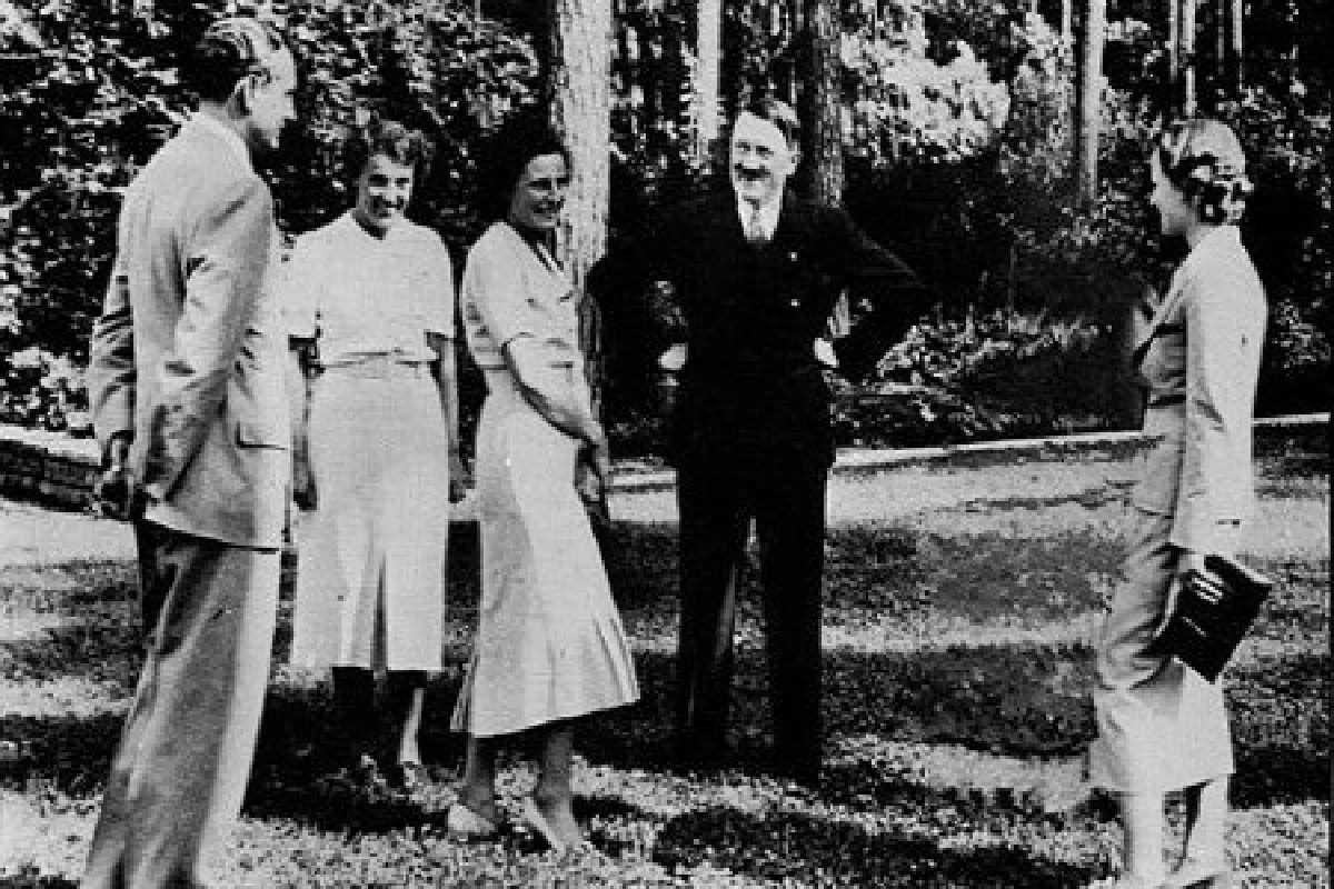 ภาพประวัติศาสตร์หลายภาพเป็นภาพปลอม