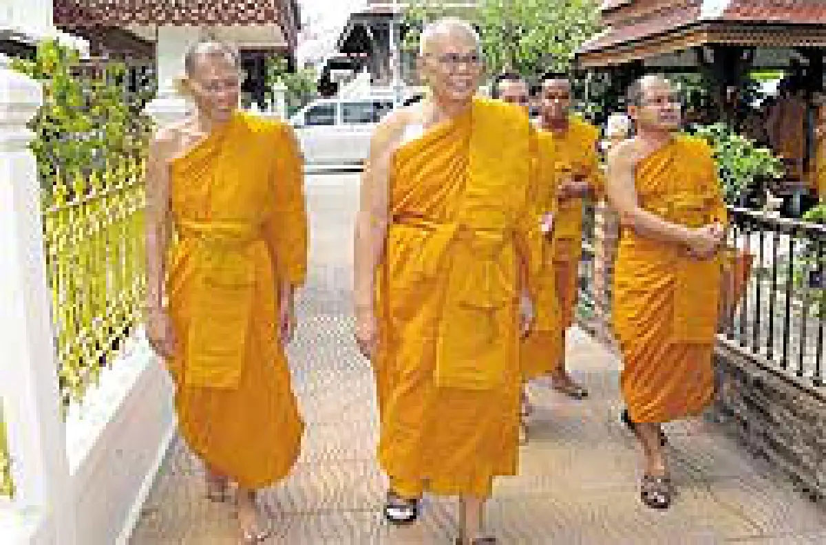 สว่างกลางใจ