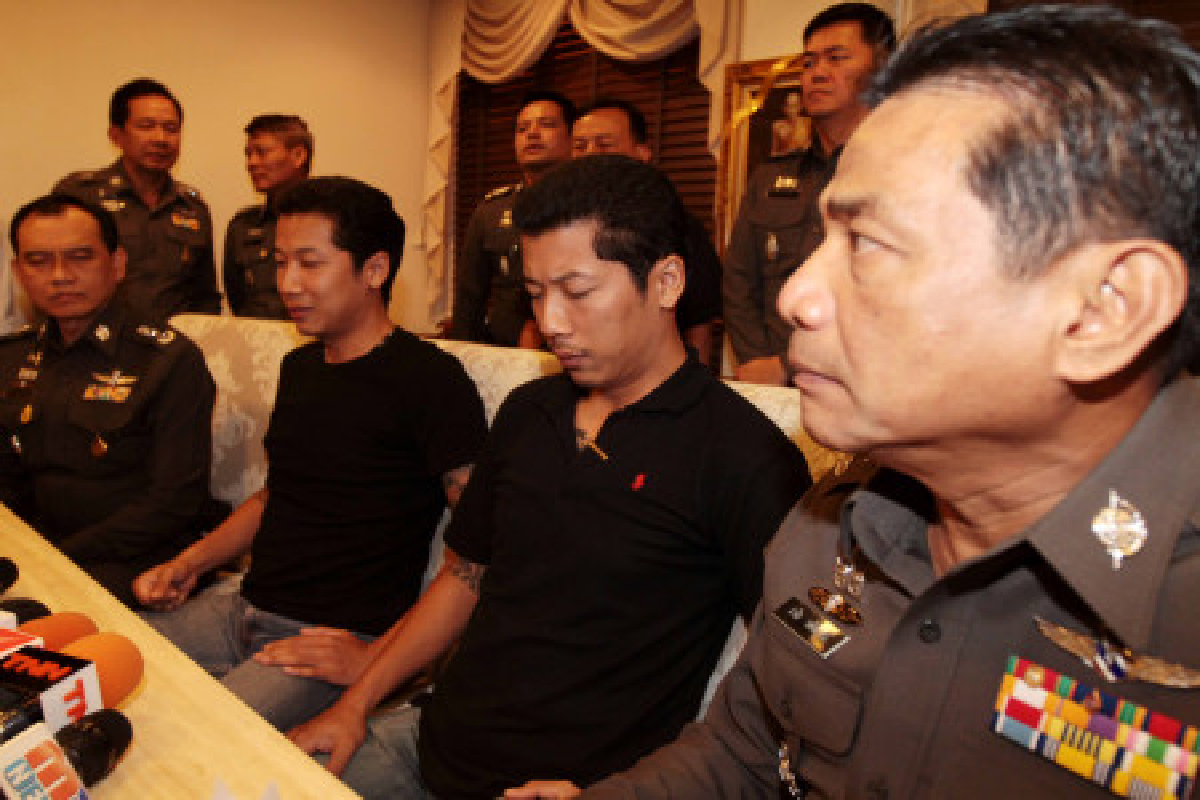 ตร.เร่งรวบรวมหลักฐานก่อนสรุปคดีชกวรเจตน์ ตร.เร่งรวบรวมหลักฐานก่อนสรุปคดีชกวรเจตน์