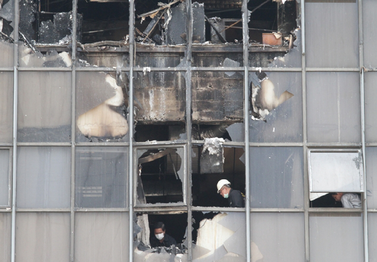 City wants old buildings to install sprinklers