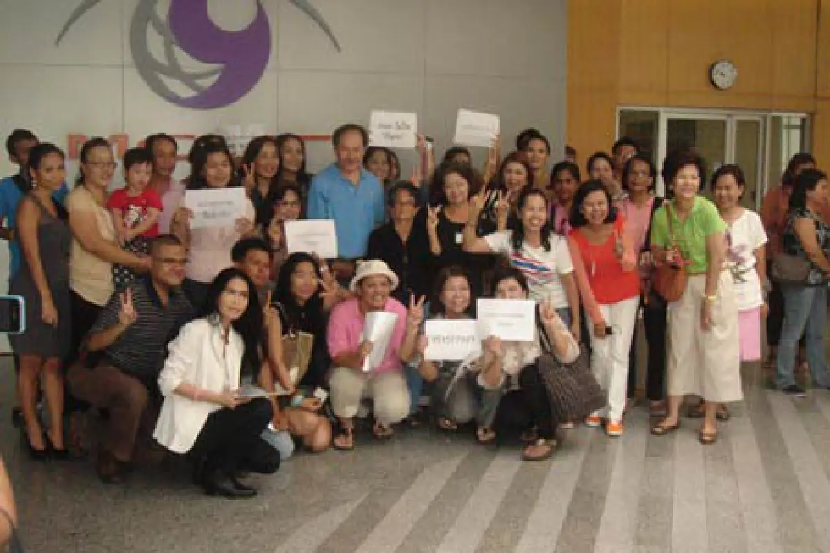 "แฟนคลับ"จี้ช่อง9หยุดคุกคาม"กนก"