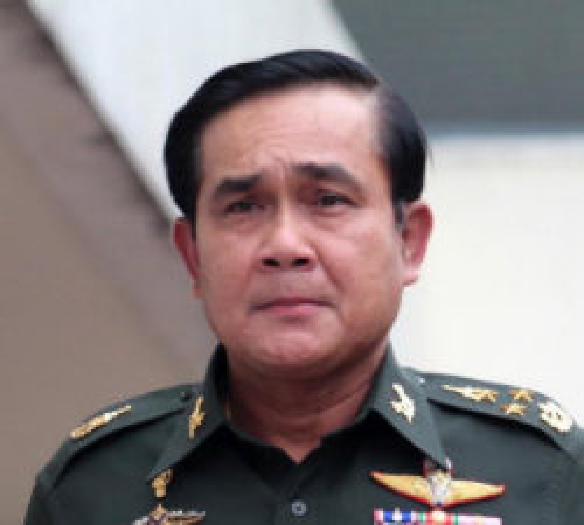ผบ.ทบ.แนะปรองดองต้องให้ทุกฝ่ายยอมรับก่อน ผบ.ทบ.แนะปรองดองต้องให้ทุกฝ่ายยอมรับก่อน