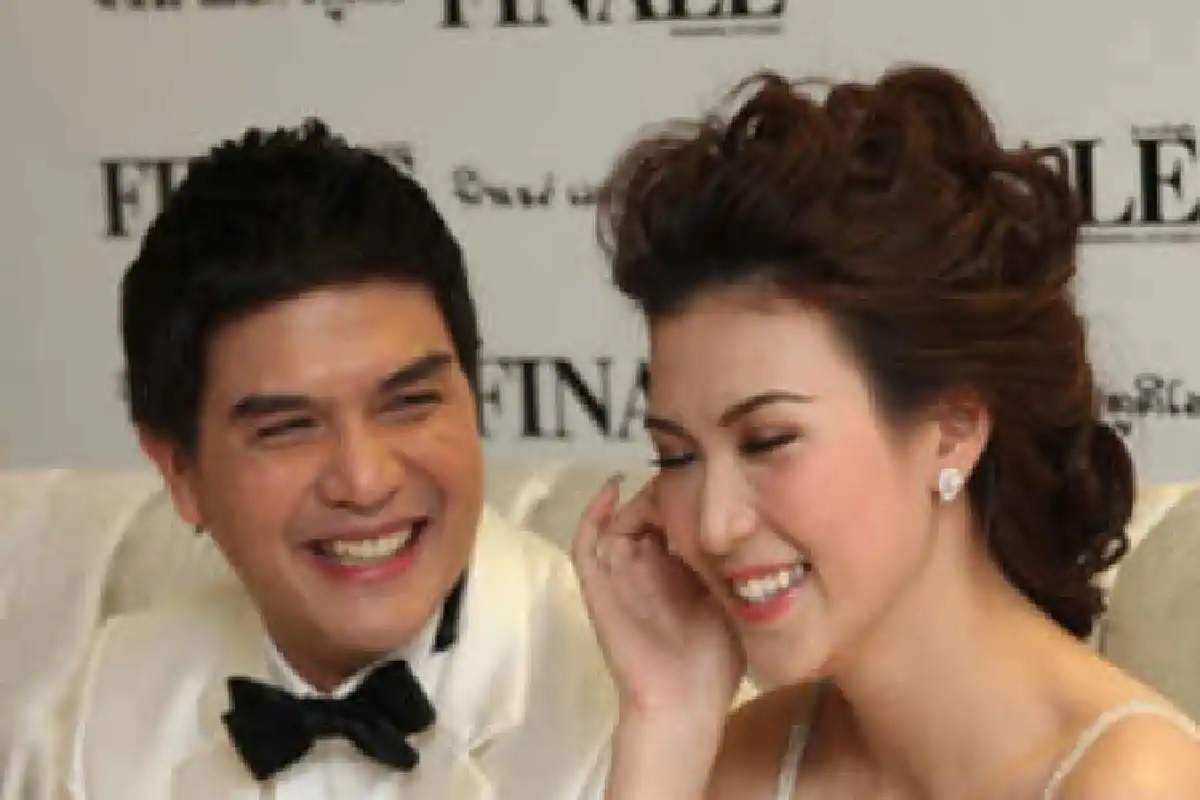 แจ็บควงน้องจูนวิวาห์ฟ้าแลบ25มี.ค.