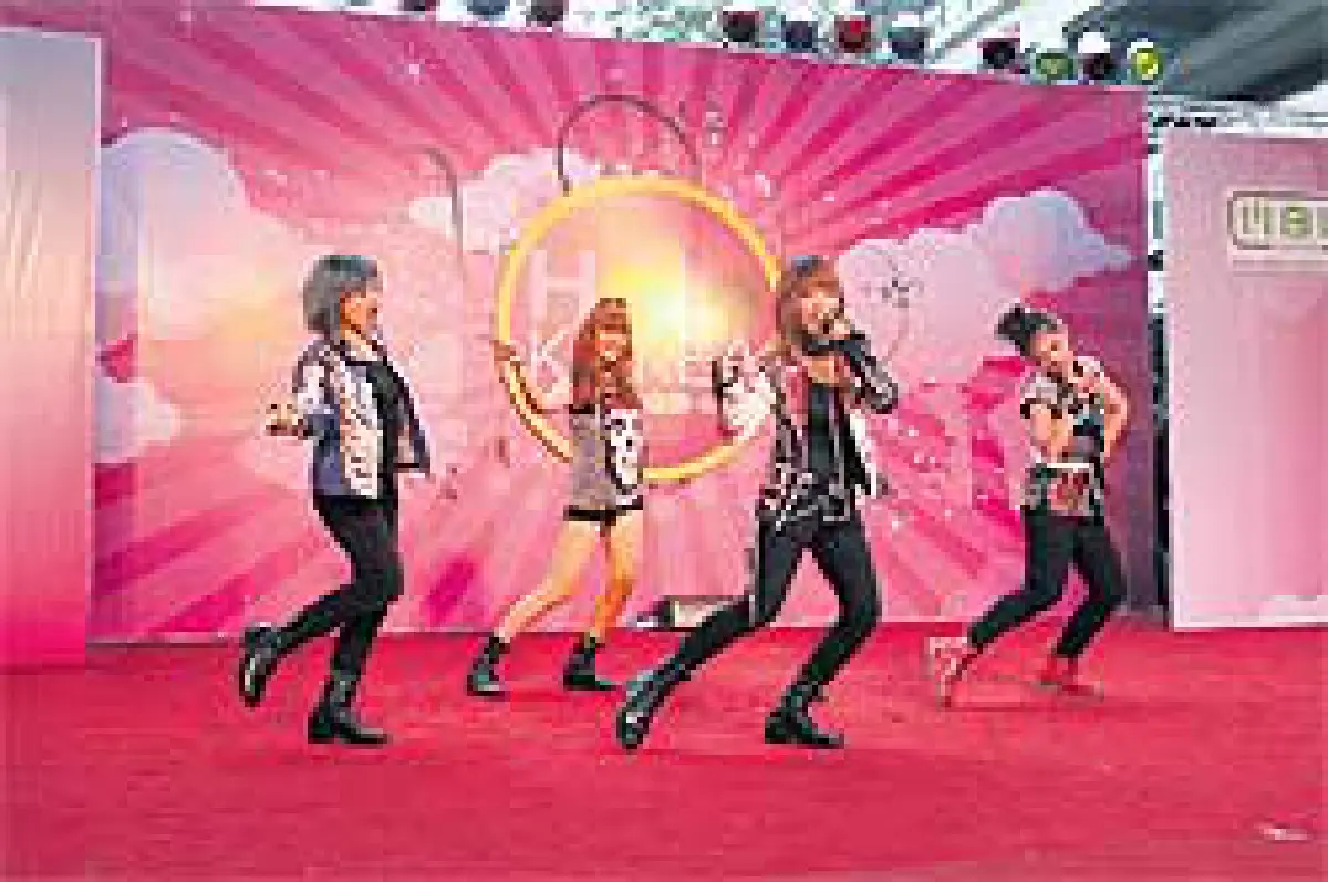 สเต็ปเท้าไฟ เด็กไทยนำเทรนด์เอเชีย