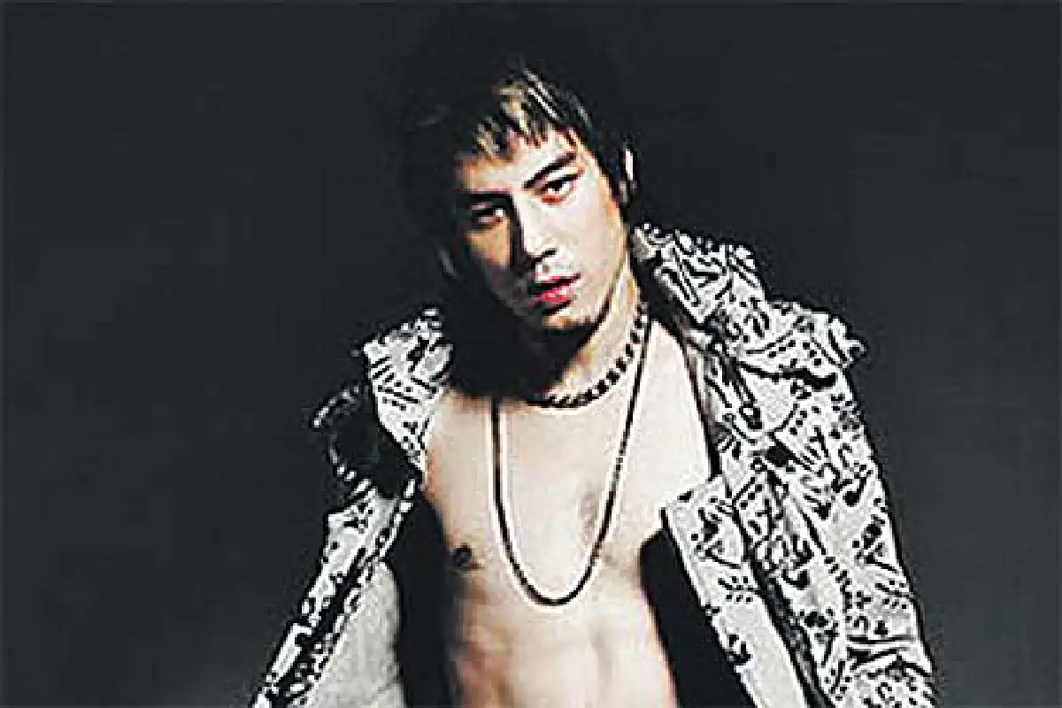 หนุ่มไทยสไตล์ (แต่งตัว) จั๊ด...จัด