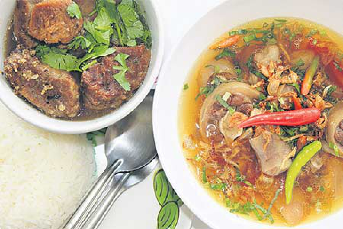 เนื้อนึ่งพริกไทยดำ”นรินทร”ปทุมธานี ที่เด็ดเนื้อตุ๋นรสโดนใจ เนื้อนึ่งพริกไทยดำ”นรินทร”ปทุมธานี ที่เด็ดเนื้อตุ๋นรสโดนใจ