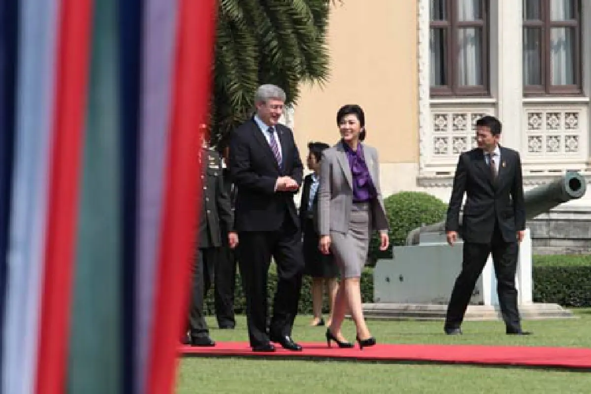 ยิ่งลักษณ์ชวนแคนาดาลงทุนในไทย