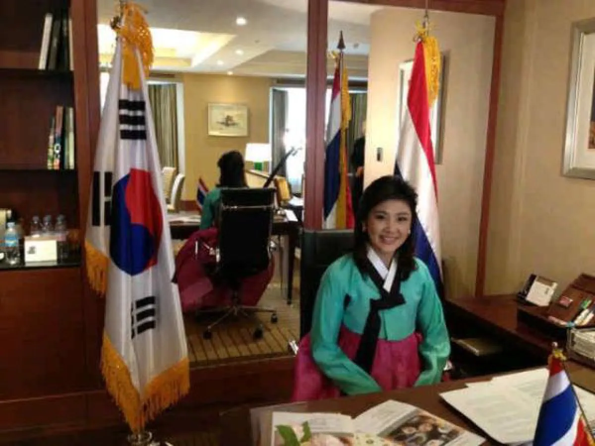 Yingluck in hanbok