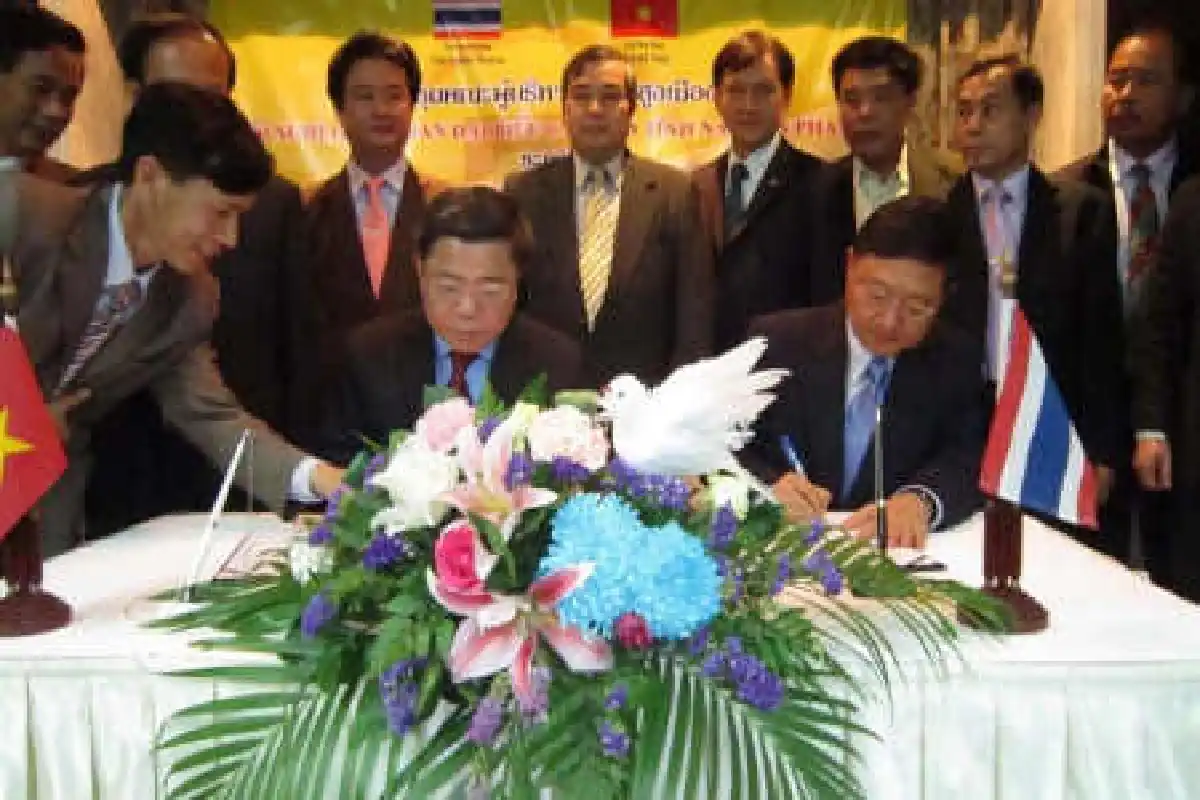 ไทยผนึกเวียดนามตัดเส้นทางค้าสุนัข-ไม้พะยูง