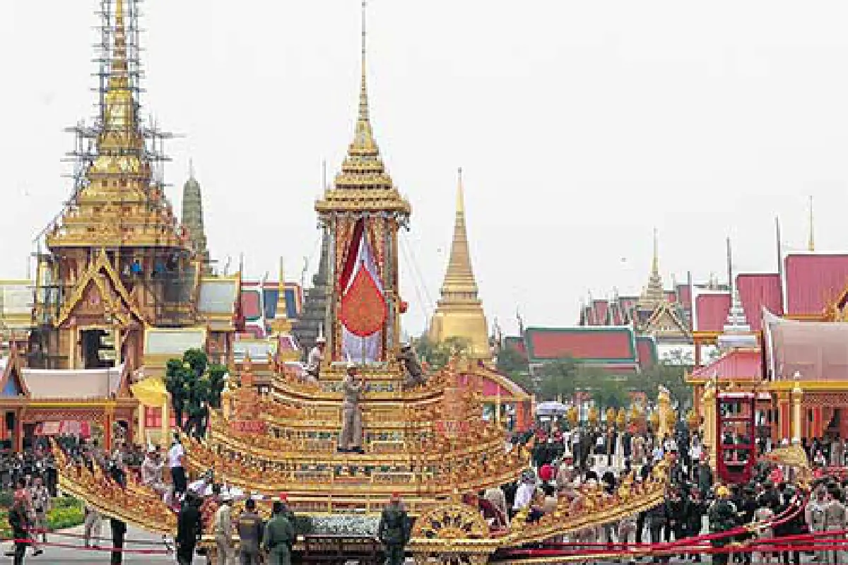 ส่งเสด็จเจ้าฟ้าเพชรรัตนฯ สู่สวรรคาลัย