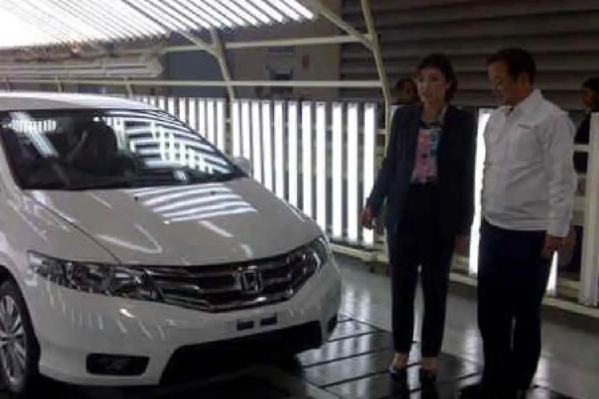 นายกฯเปิดการผลิตรถยนต์ฮอนด้า