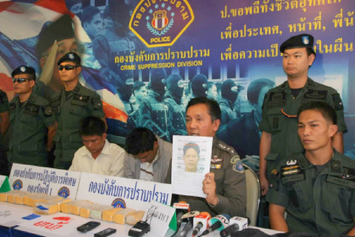 กองปราบจับหนุ่มขนยาบ้าส่งกรุง