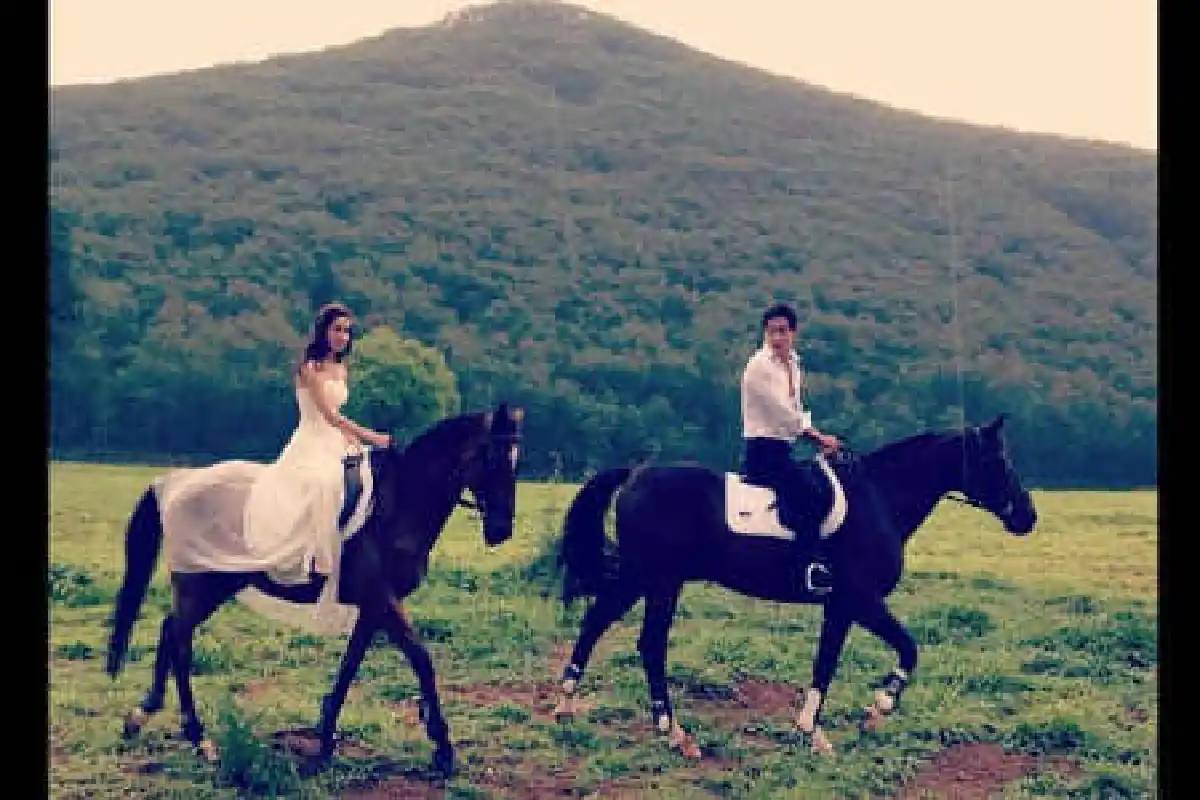 เปิดภาพพรีเวดดิ้งส์แอฟ-สงกรานต์