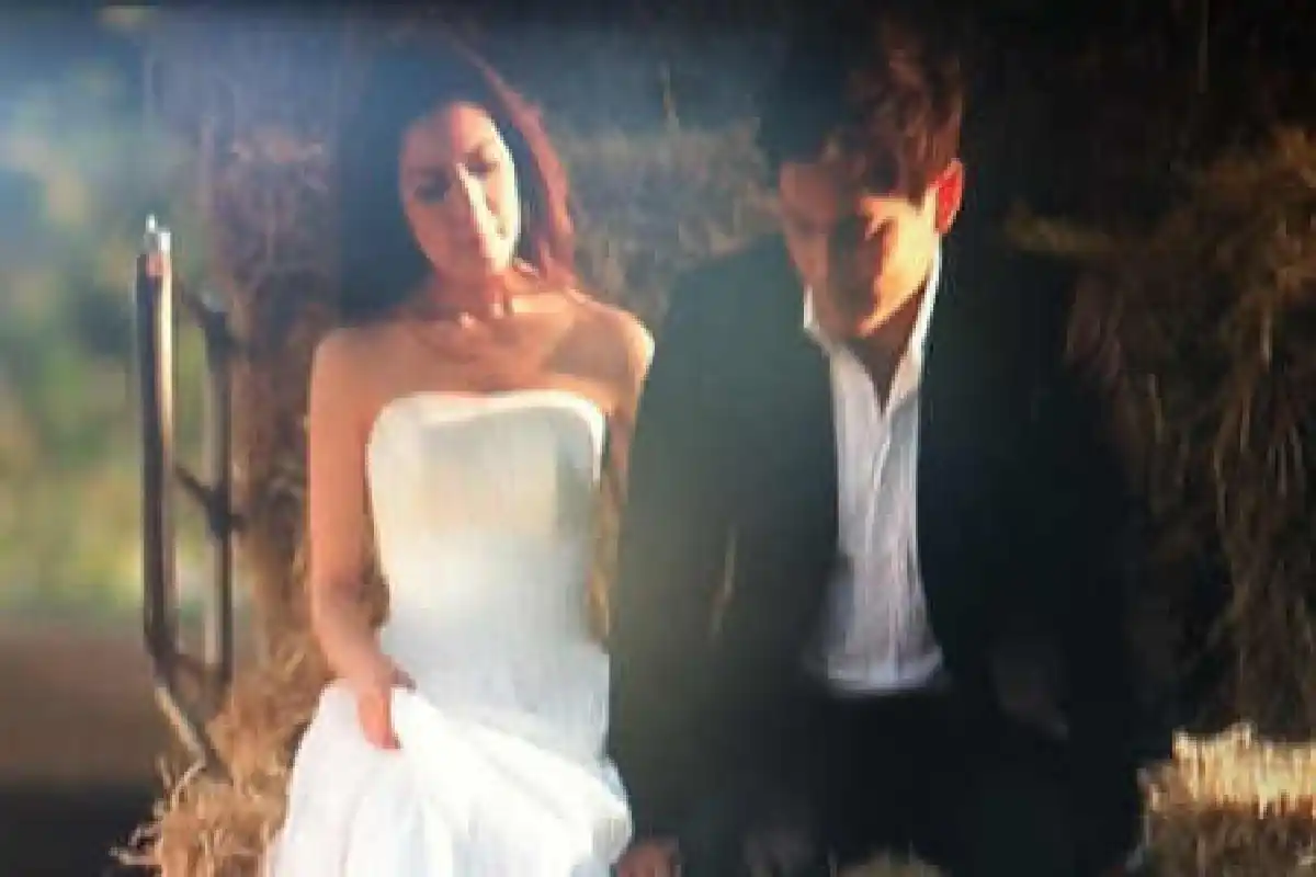 เปิดภาพพรีเวดดิ้งส์แอฟ-สงกรานต์