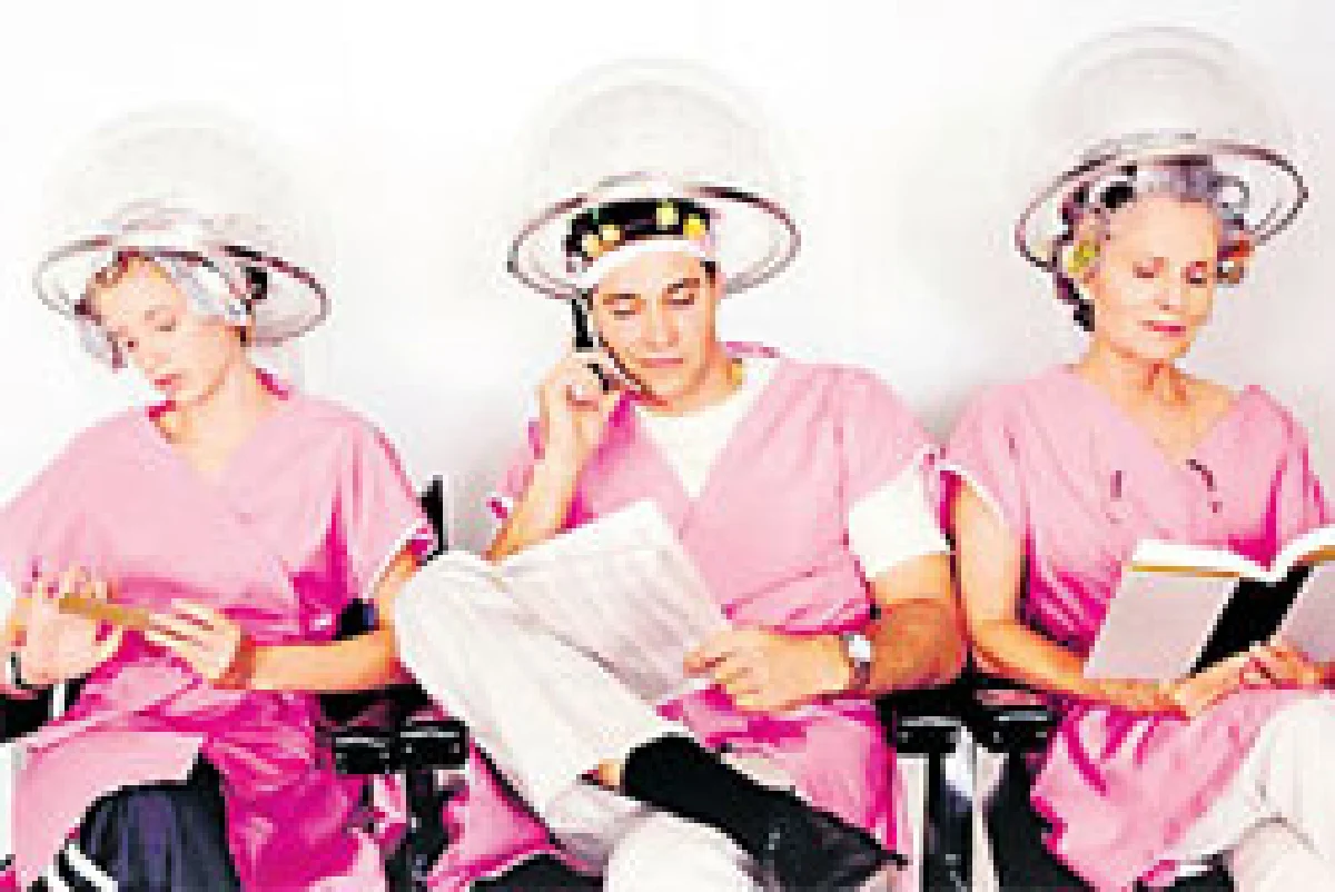 ห้ามช่างตัดผมใส่ส้นสูงอียูชี้เป็น‘ภัย’ต่อลูกค้า