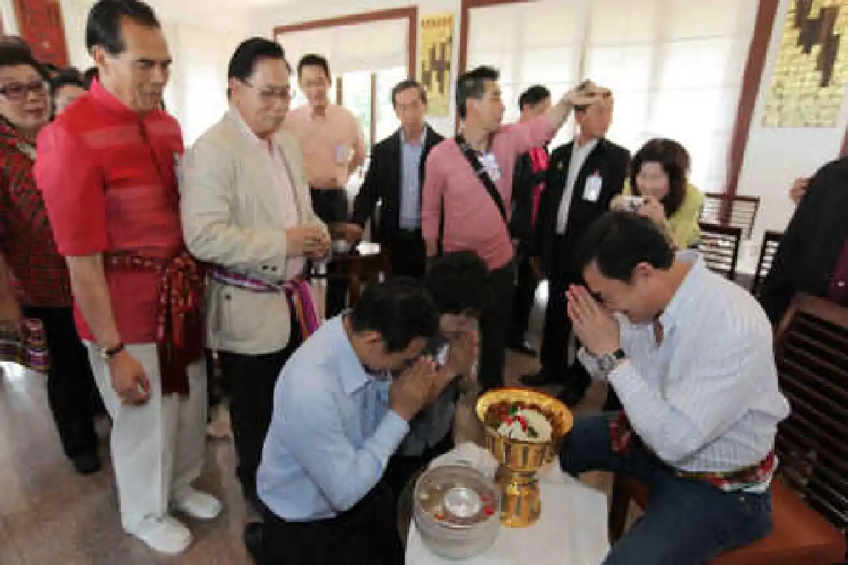 แม้วอวยพรป๋าเปรมขอสุขภาพแข็งแรง