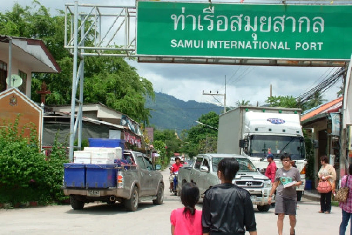 ท่าเรือสมุยแน่นครนแห่กลับหลังหยุดยาว