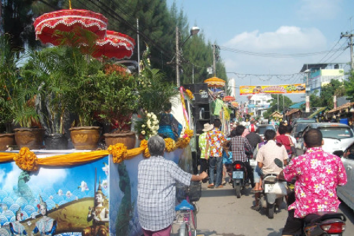 สงกรานต์แม่สอดวันสุดท้ายคึกคัก