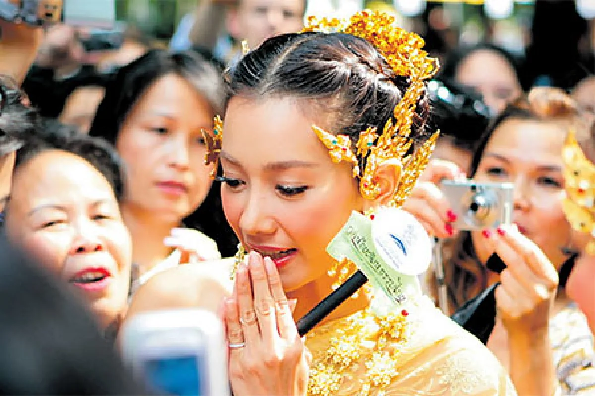 ดาราหัวใจไทย