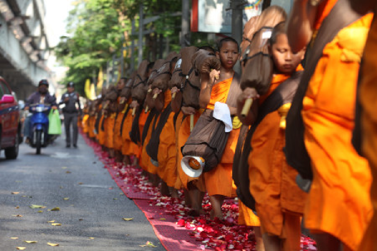 ธรรมเกิน ธรรมกาย นะจ๊ะ ธรรมเกิน ธรรมกาย นะจ๊ะ