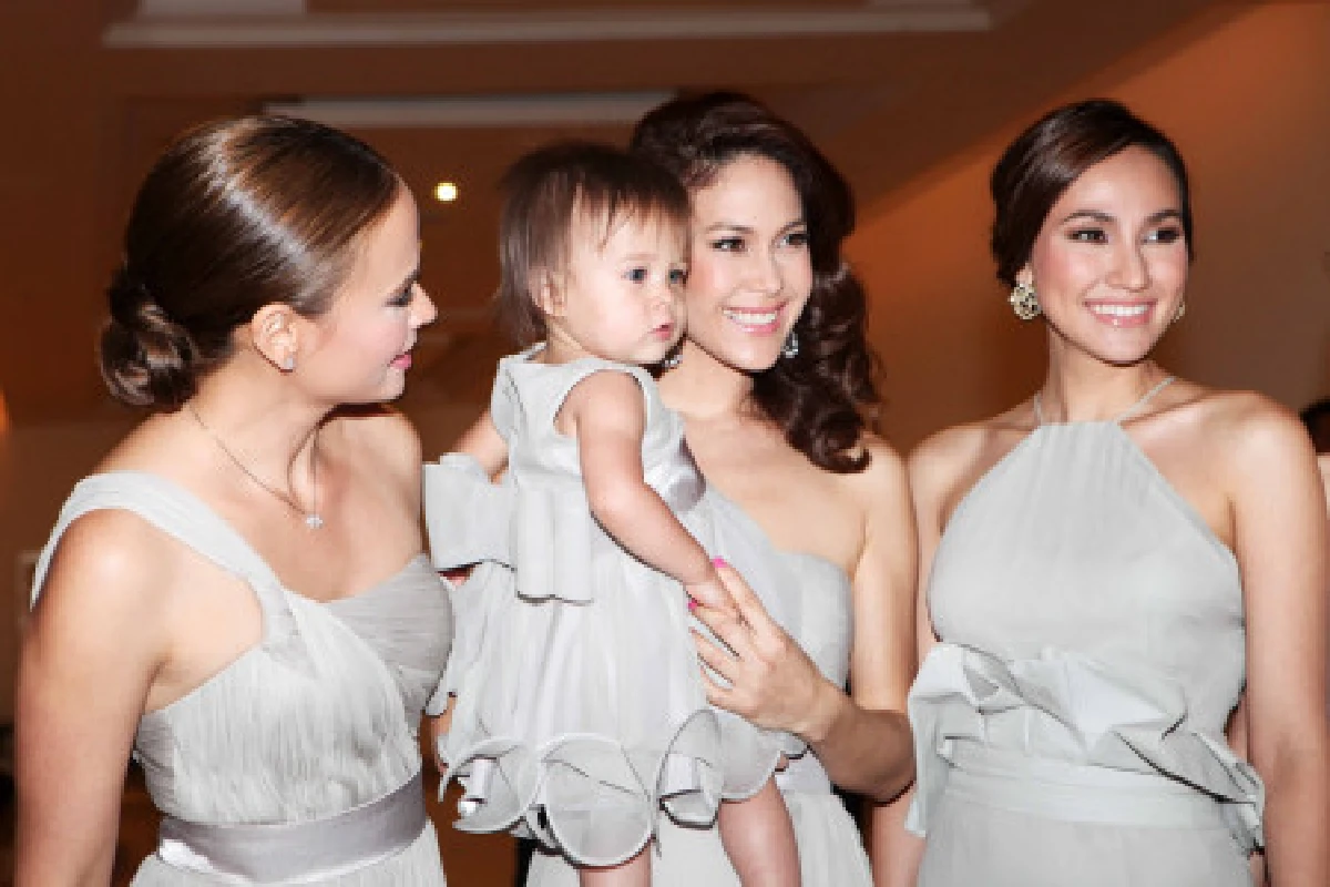 ชาคริต-วุ้นเส้นวิวาห์ชื่นมื่น