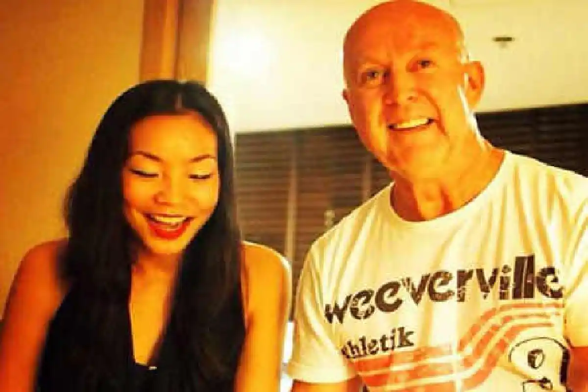เมจิเตรียมวิวาห์รอบสองปลายปีนี้