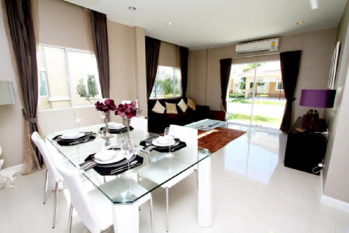 แลนซิโอ บ้านใกล้ทางด่วน