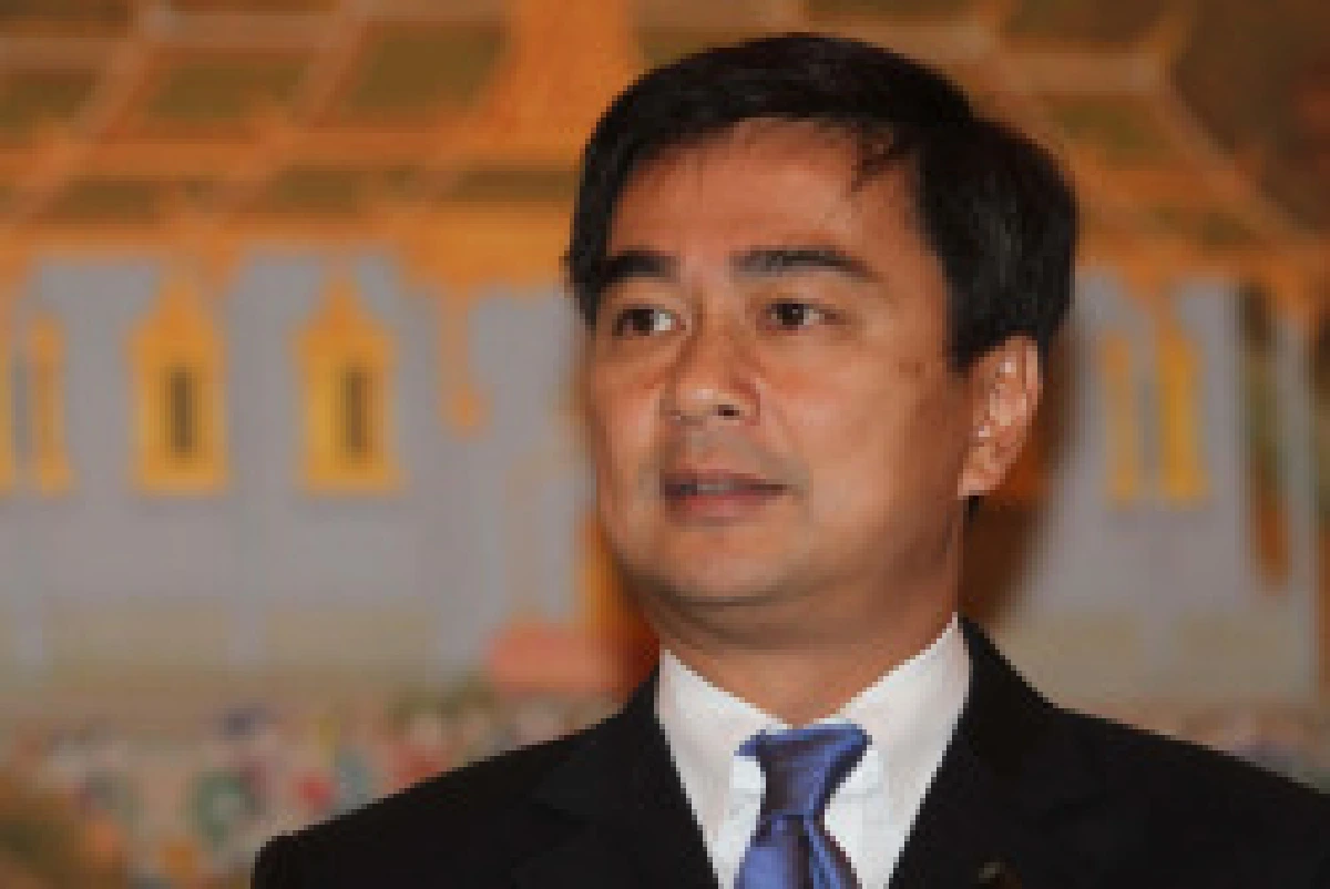 มาร์คระบุขึ้นค่าก๊าซถือซ้ำเติมปชช.