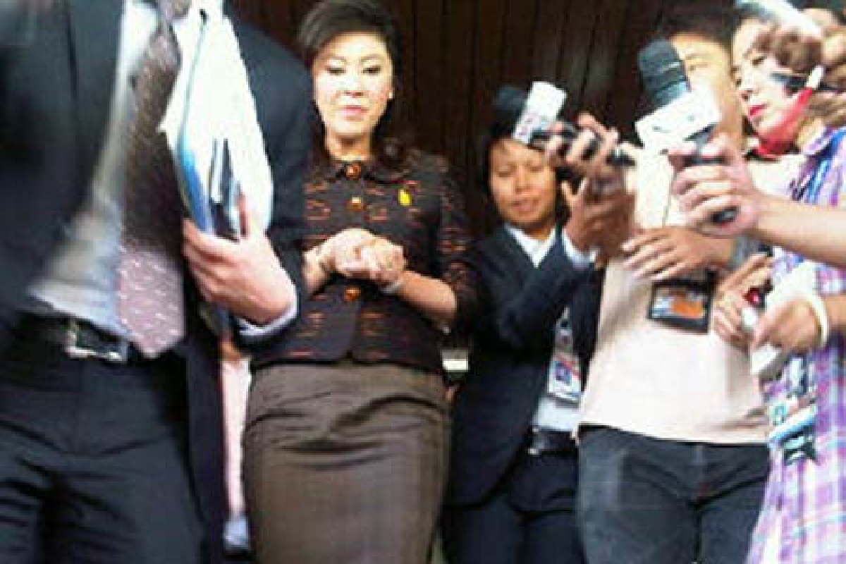 ปูปัดตอบตู่คั่วรมช.มท. ปูปัดตอบตู่คั่วรมช.มท.