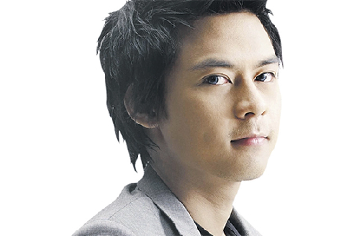 พระเอกผู้กำกับ