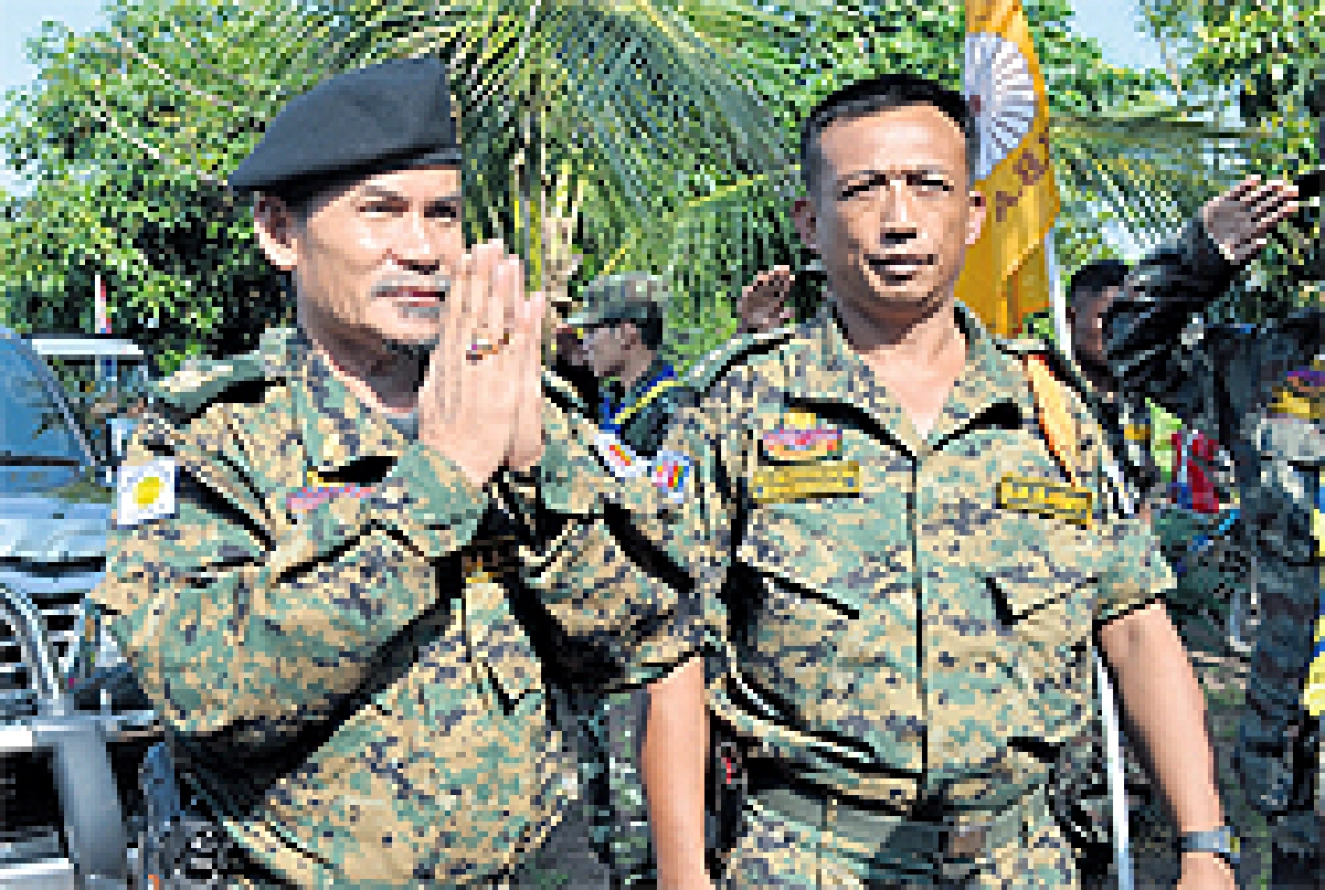 ชายแดนพม่ายังอึมครึม นะคะมวยโต้ให้เฉลิมจับทักษิณ