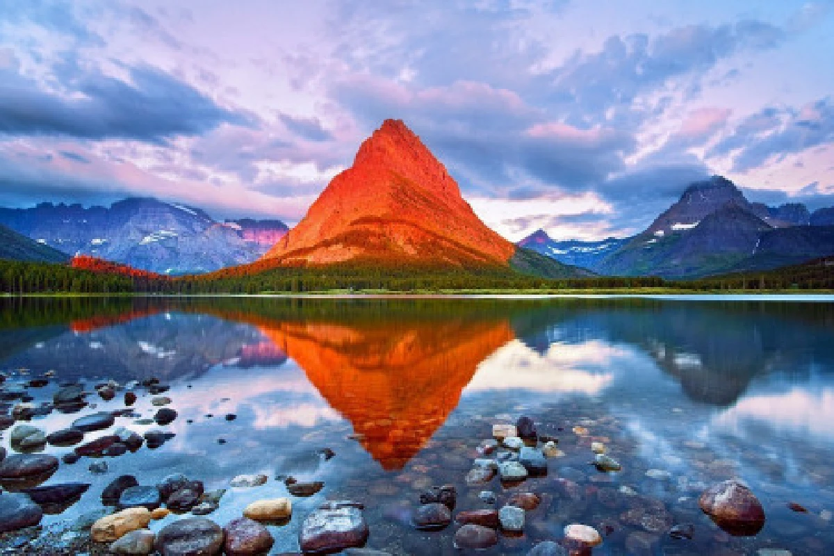 ทึ่ง!ภูเขาสีส้มจากแสงอาทิตย์