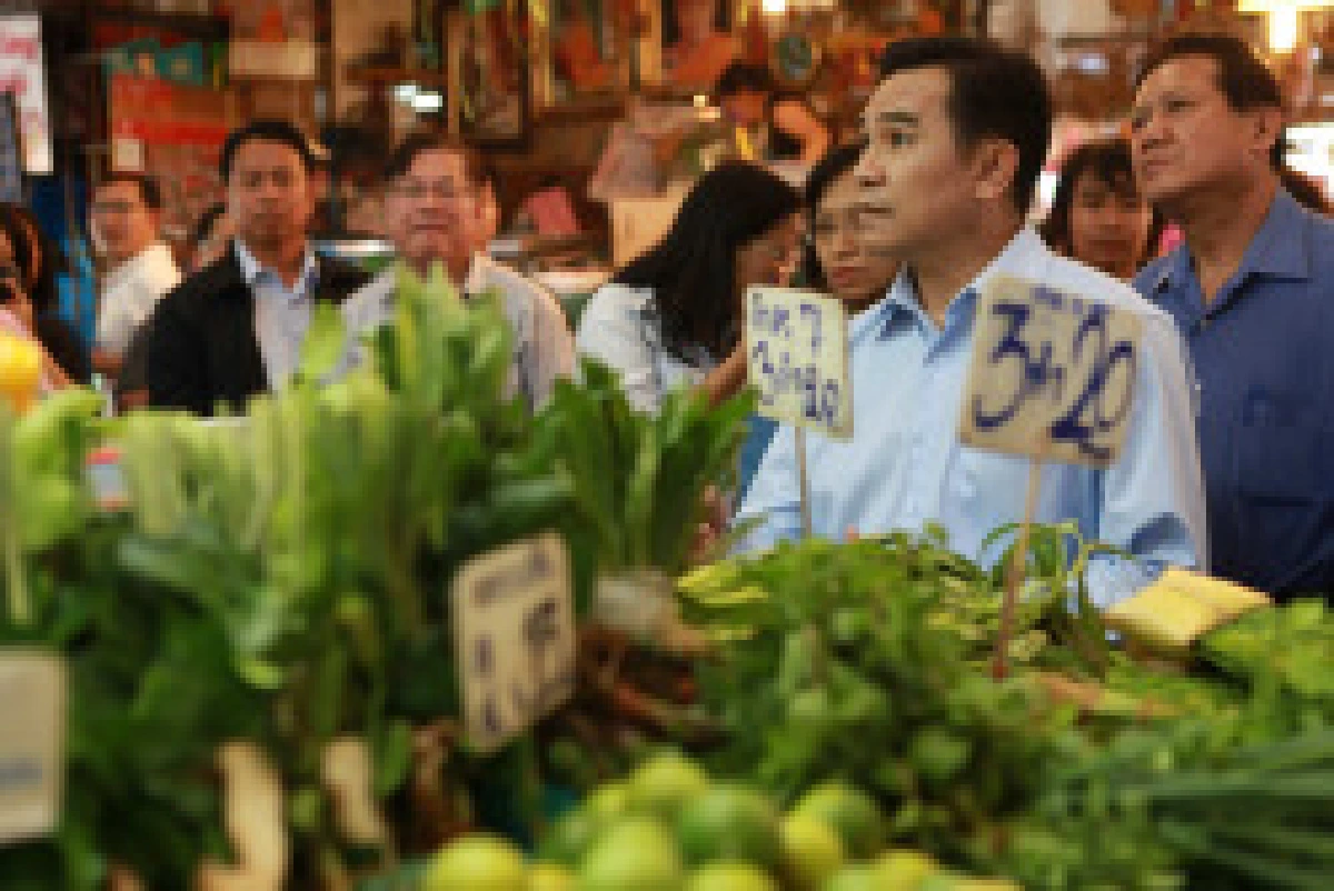 6ตลาดรมต.เดินของยังแพง