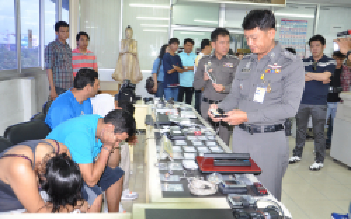 ตร.บางแก้วรวบแก๊งต่างชาติยกตู้เซฟ
