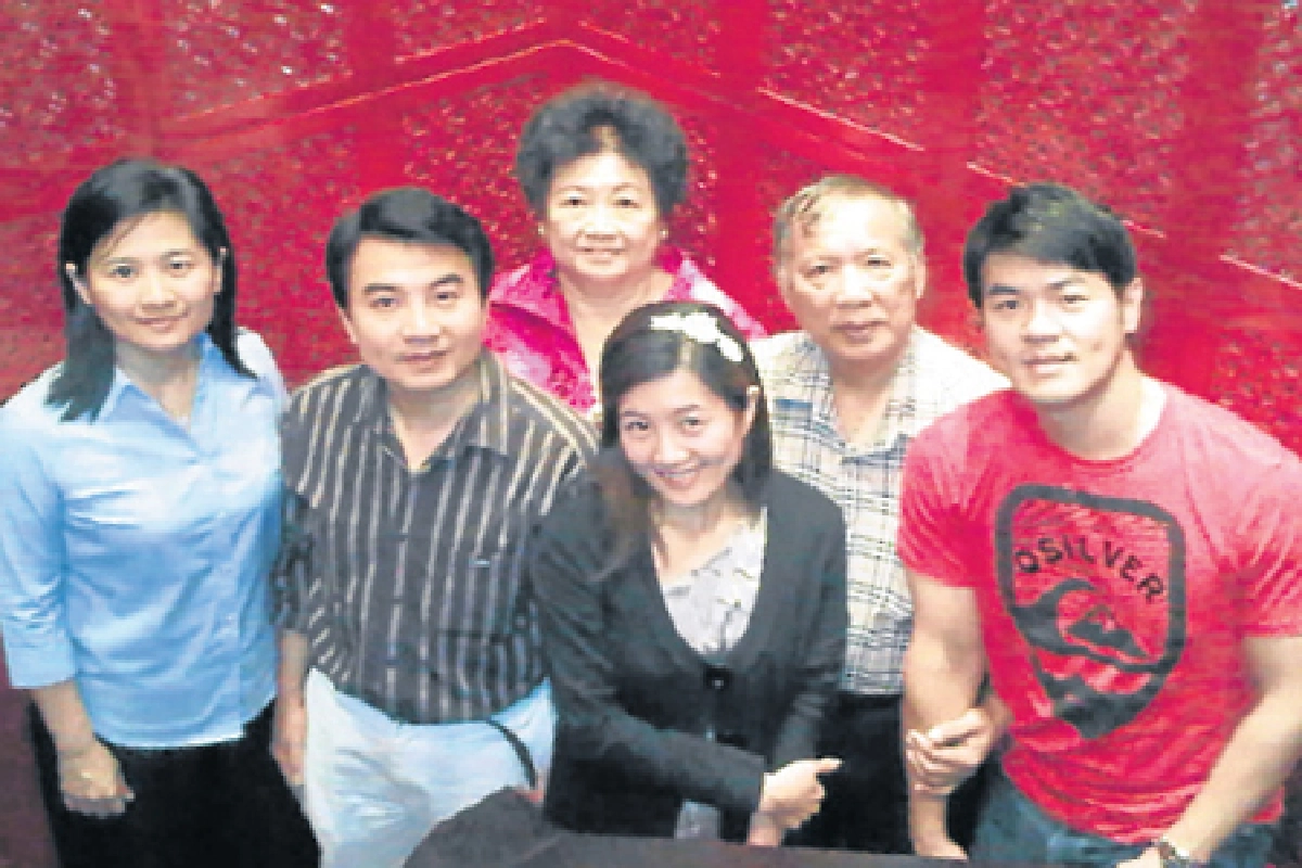 ได้เวลาเปิด (รับ) โลกด้วยภาษา ดร.วาทิน เฉลิมดำริชัย