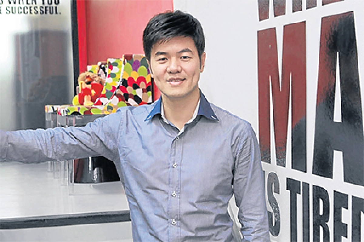 ได้เวลาเปิด (รับ) โลกด้วยภาษา ดร.วาทิน เฉลิมดำริชัย